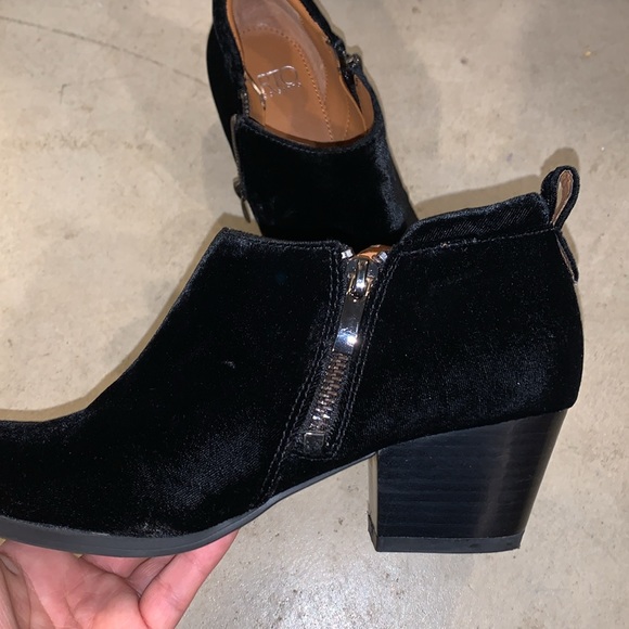 Franco Sarto Womens Ankle Boot Granite Velvet Side Zip Size 5.5 - Picture 5 of 8